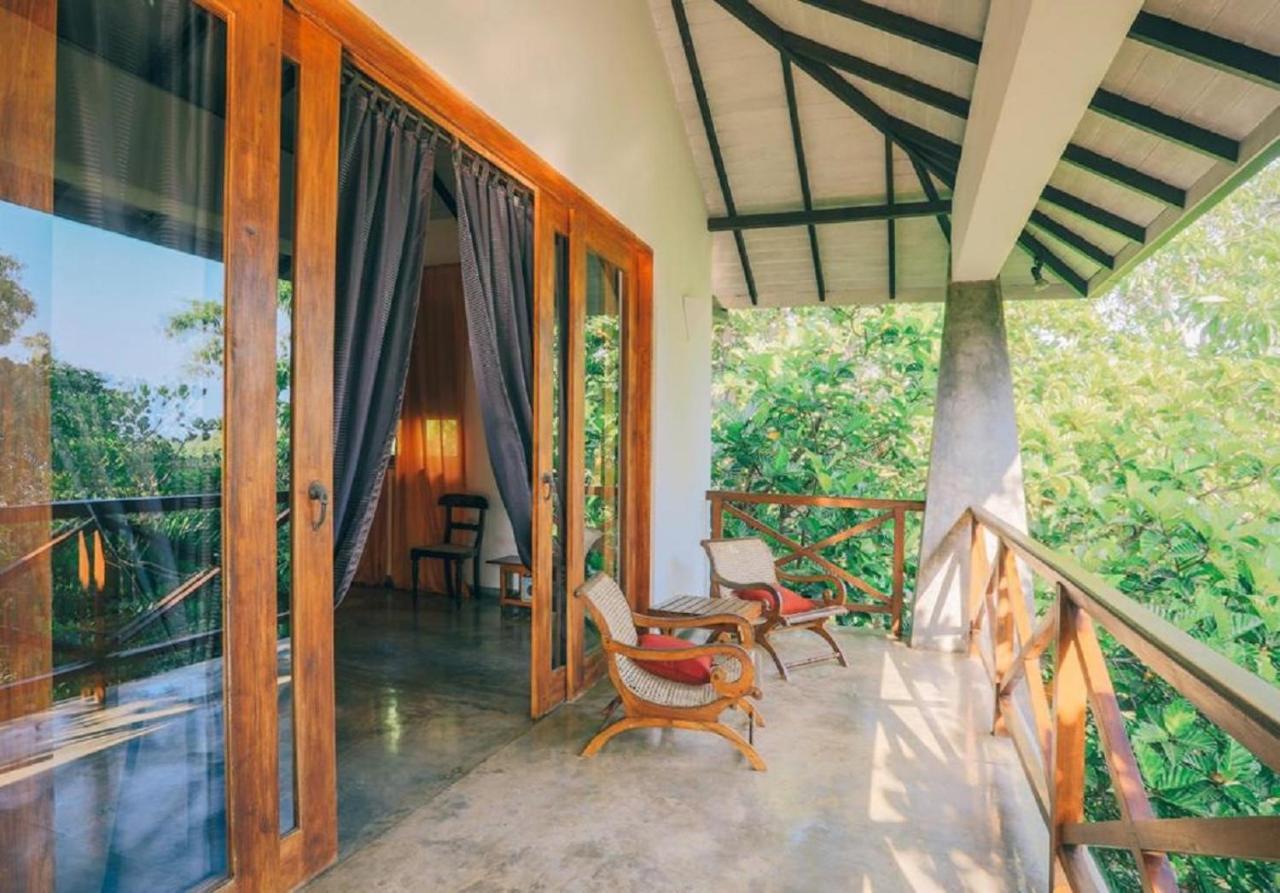 Highland Villa Уелигама Екстериор снимка