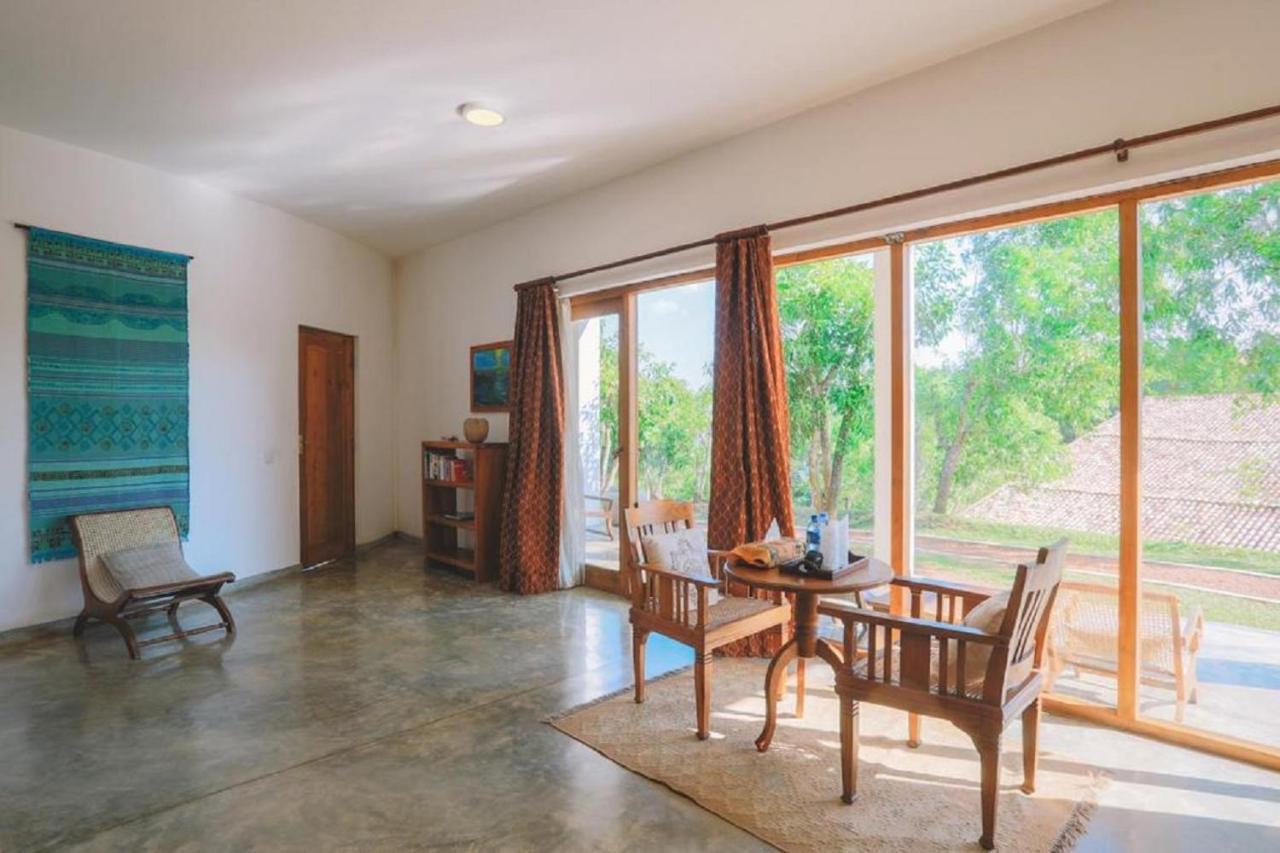 Highland Villa Уелигама Екстериор снимка