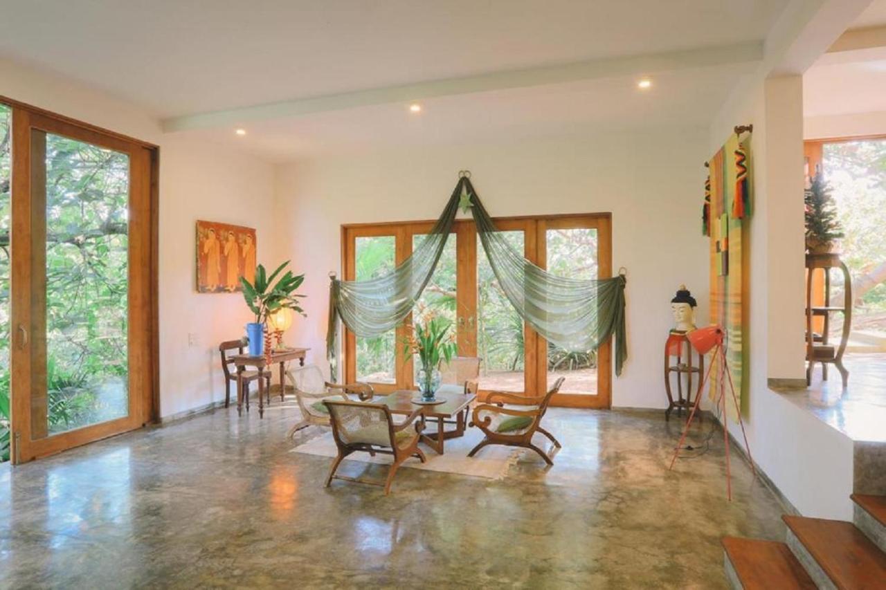 Highland Villa Уелигама Екстериор снимка