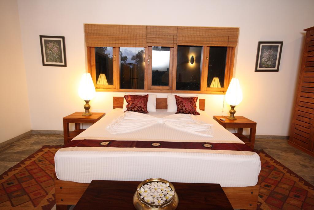 Highland Villa Уелигама Екстериор снимка
